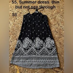 Selling a Maurice’s dress. Black and white  size XS